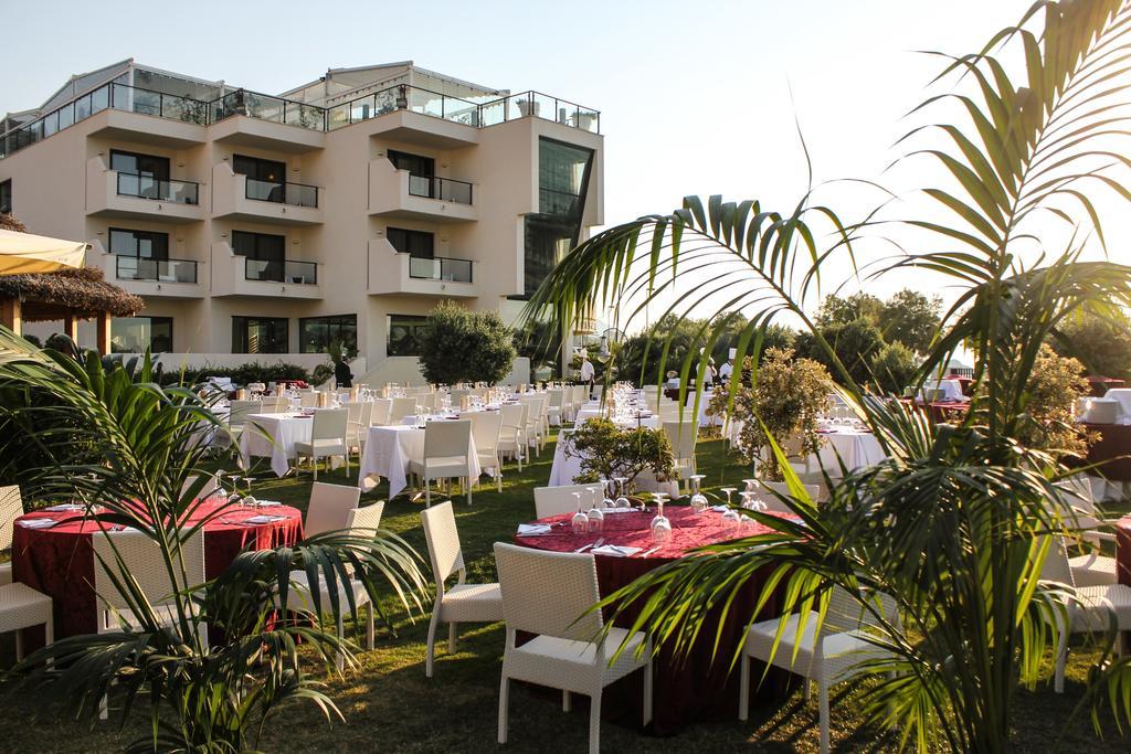 Cefalu Sea Palace Екстериор снимка